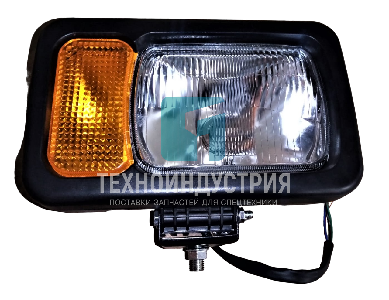 Фара правая CDM835/856 LG833B.15I.10-02/42B0258 Техноиндустрия Челябинск